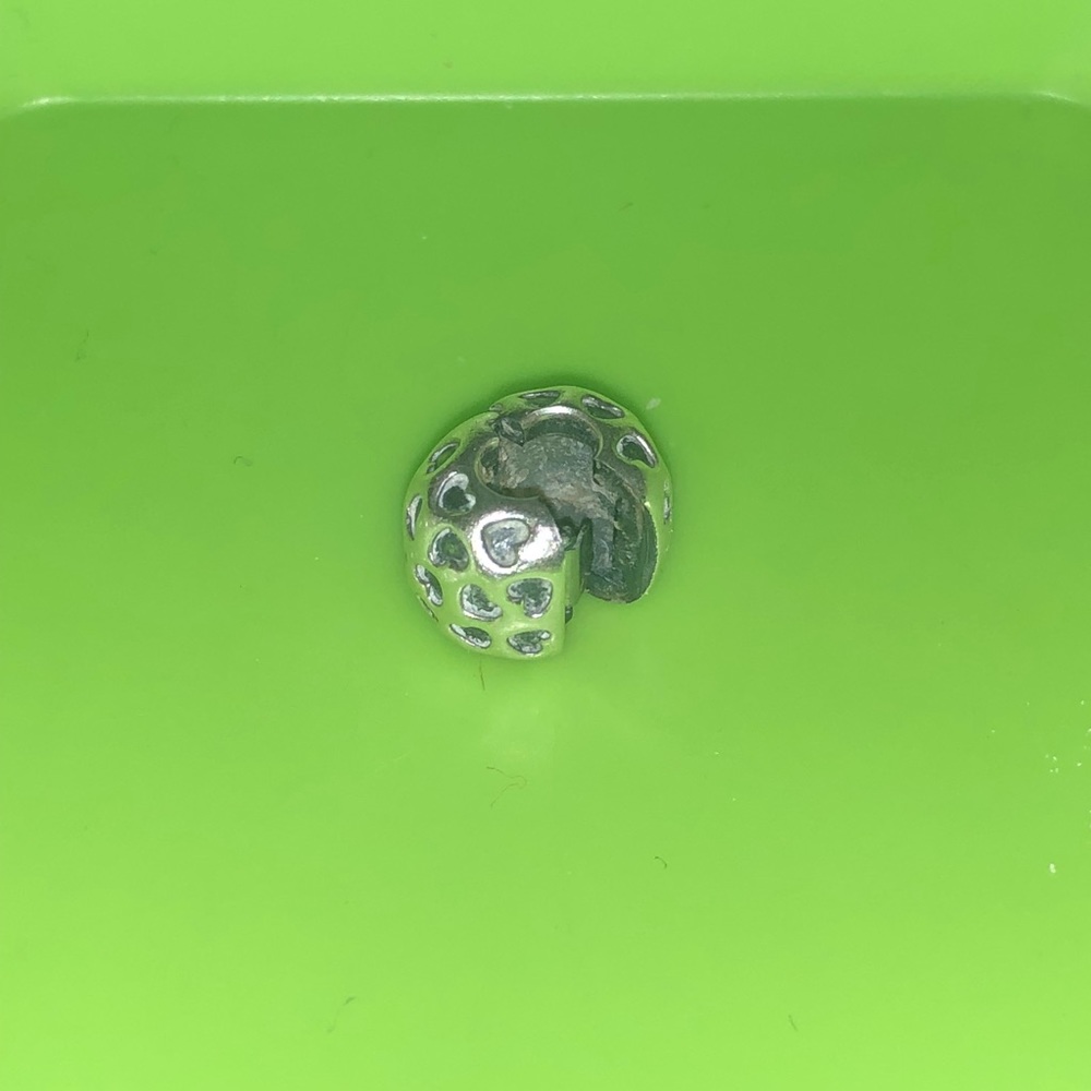Pandora hearts charm clip ❤️ - Picture 2 of 2